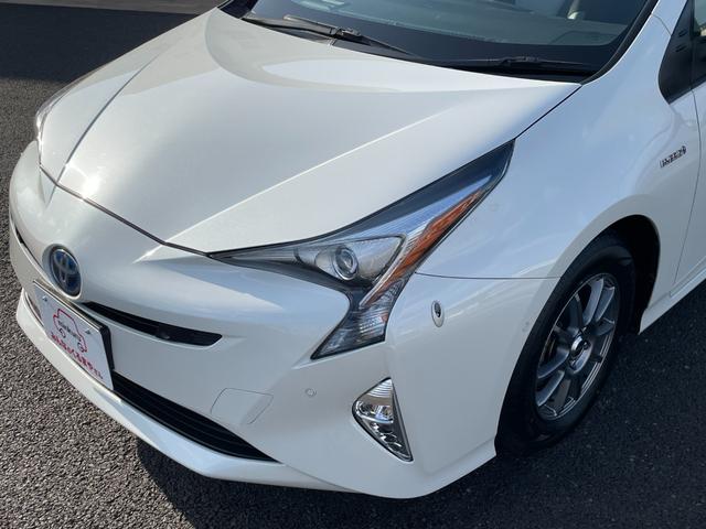 プリウス Ａ　９型フルセグナビ！Ｂｌｕｅｔｏｏｔｈ接続！バックカメラ！レーダークルコン！前後角センサ！パークアシスト！レインミラー！新品夏タイヤ交換済み！禁煙車！１年保証付き！ＡＩＳ鑑定書！（31枚目）