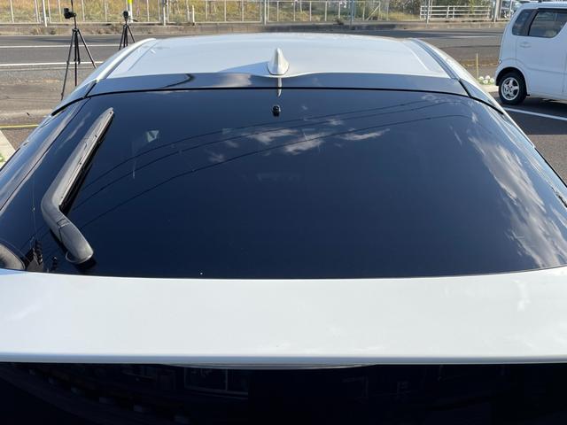 プリウス Ａ　９型フルセグナビ！Ｂｌｕｅｔｏｏｔｈ接続！バックカメラ！レーダークルコン！前後角センサ！パークアシスト！レインミラー！新品夏タイヤ交換済み！禁煙車！１年保証付き！ＡＩＳ鑑定書！（38枚目）