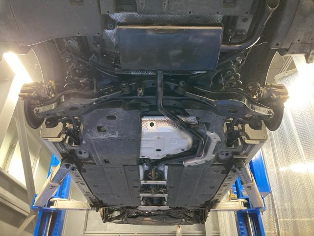 プリウス Ａ　９型フルセグナビ！Ｂｌｕｅｔｏｏｔｈ接続！バックカメラ！レーダークルコン！前後角センサ！パークアシスト！レインミラー！新品夏タイヤ交換済み！禁煙車！１年保証付き！ＡＩＳ鑑定書！（75枚目）