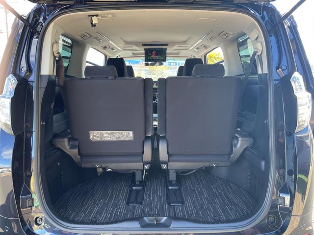 荷室スペース☆　キズや汚れも少なく、たくさん載せれます！　　じっくりご覧下さい♪　まずはお気軽にお問合せを♪　【無料電話】００７８−６０４２−９９１１　【ＬＩＮＥ　ＩＤ】０７０２０３３７０８９で検索♪