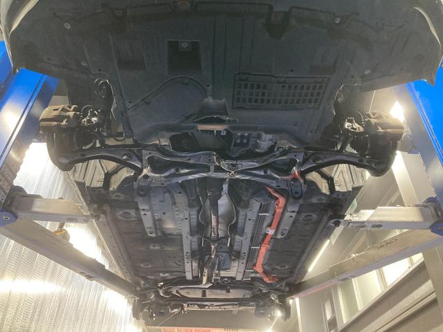 アクア Ｓ　スマキー！トヨタセーフティーセンス搭載！衝突軽減ブレーキ！レーンキープ！ＣＤ再生！ＡＵＸ接続！バックカメラ！オートハイビーム＆オートライト付きＬＥＤライト！ＥＴＣ！禁煙車！１年保証付き！（14枚目）