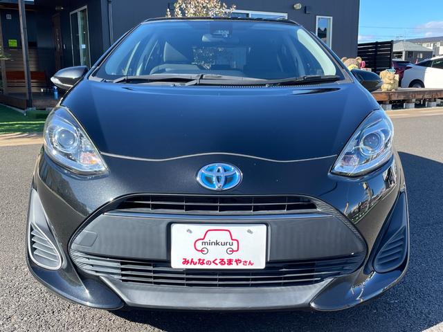 アクア Ｓ　スマキー！トヨタセーフティーセンス搭載！衝突軽減ブレーキ！レーンキープ！ＣＤ再生！ＡＵＸ接続！バックカメラ！オートハイビーム＆オートライト付きＬＥＤライト！ＥＴＣ！禁煙車！１年保証付き！（16枚目）