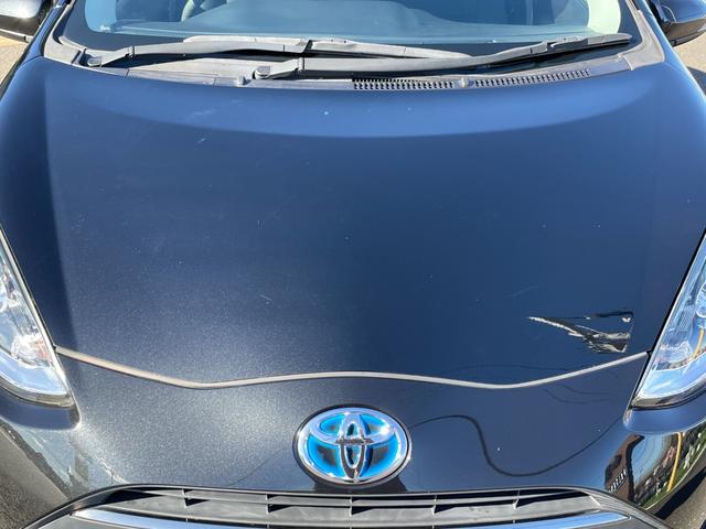 アクア Ｓ　スマキー！トヨタセーフティーセンス搭載！衝突軽減ブレーキ！レーンキープ！ＣＤ再生！ＡＵＸ接続！バックカメラ！オートハイビーム＆オートライト付きＬＥＤライト！ＥＴＣ！禁煙車！１年保証付き！（27枚目）