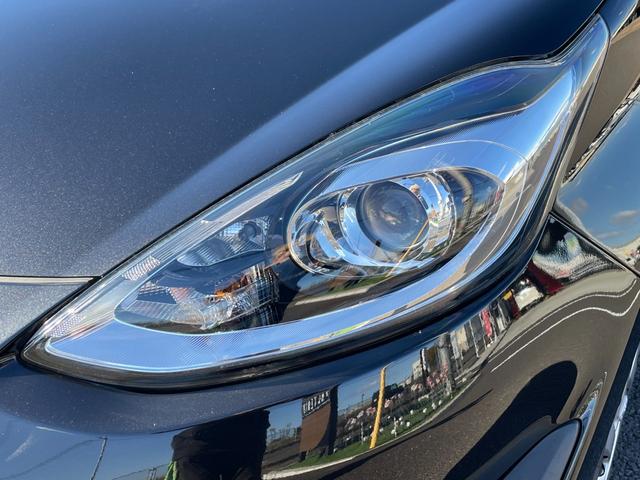 アクア Ｓ　スマキー！トヨタセーフティーセンス搭載！衝突軽減ブレーキ！レーンキープ！ＣＤ再生！ＡＵＸ接続！バックカメラ！オートハイビーム＆オートライト付きＬＥＤライト！ＥＴＣ！禁煙車！１年保証付き！（29枚目）