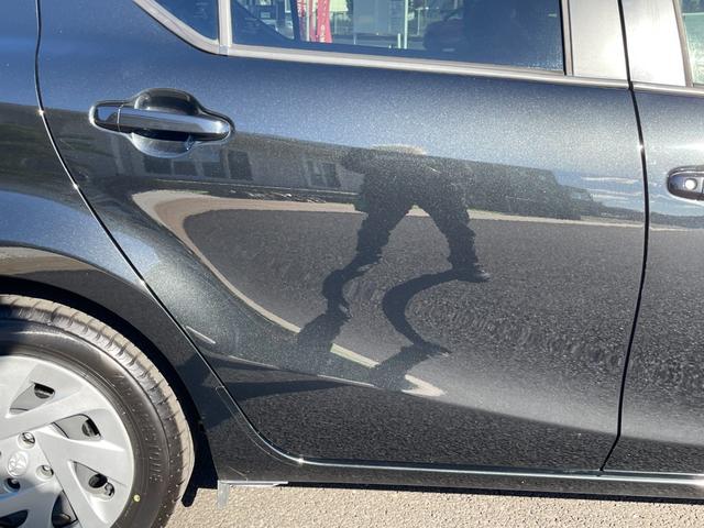 アクア Ｓ　スマキー！トヨタセーフティーセンス搭載！衝突軽減ブレーキ！レーンキープ！ＣＤ再生！ＡＵＸ接続！バックカメラ！オートハイビーム＆オートライト付きＬＥＤライト！ＥＴＣ！禁煙車！１年保証付き！（41枚目）