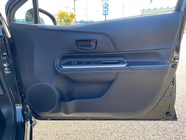 アクア Ｓ　スマキー！トヨタセーフティーセンス搭載！衝突軽減ブレーキ！レーンキープ！ＣＤ再生！ＡＵＸ接続！バックカメラ！オートハイビーム＆オートライト付きＬＥＤライト！ＥＴＣ！禁煙車！１年保証付き！（48枚目）