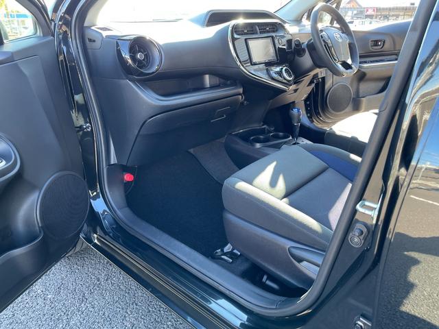 アクア Ｓ　スマキー！トヨタセーフティーセンス搭載！衝突軽減ブレーキ！レーンキープ！ＣＤ再生！ＡＵＸ接続！バックカメラ！オートハイビーム＆オートライト付きＬＥＤライト！ＥＴＣ！禁煙車！１年保証付き！（53枚目）