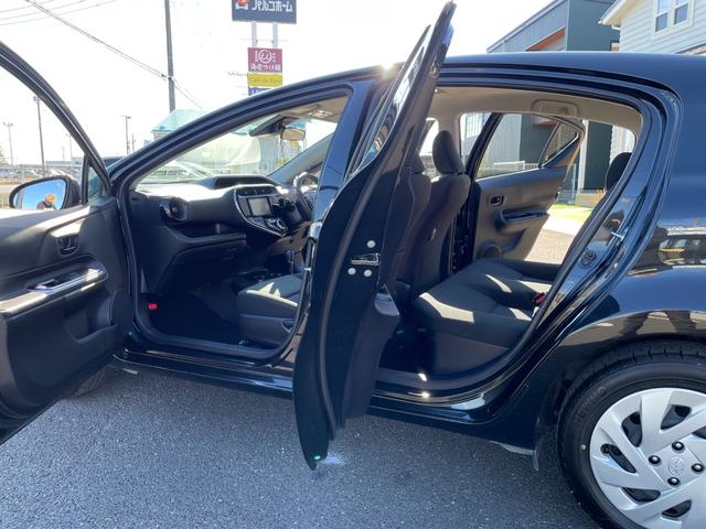 アクア Ｓ　スマキー！トヨタセーフティーセンス搭載！衝突軽減ブレーキ！レーンキープ！ＣＤ再生！ＡＵＸ接続！バックカメラ！オートハイビーム＆オートライト付きＬＥＤライト！ＥＴＣ！禁煙車！１年保証付き！（59枚目）