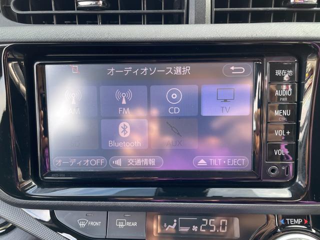 アクア Ｓスタイルブラック　純正７インチ地デジＳＤナビ！Ｂｌｕｅｔｏｏｔｈ＆フロントＡＵＸ接続！衝突軽減ブレーキ！レーンキープ！オートハイビーム付ＬＥＤライト！６スピーカー！アームレスト！禁煙車！１年保証付き！（7枚目）