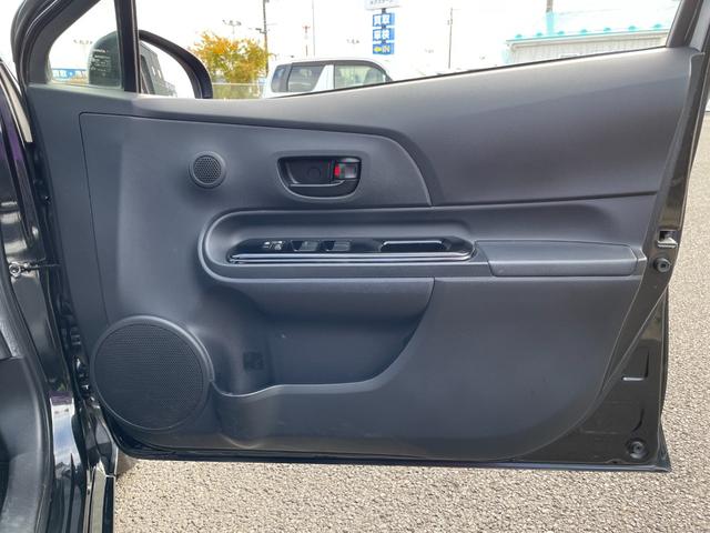 アクア Ｓスタイルブラック　純正７インチ地デジＳＤナビ！Ｂｌｕｅｔｏｏｔｈ＆フロントＡＵＸ接続！衝突軽減ブレーキ！レーンキープ！オートハイビーム付ＬＥＤライト！６スピーカー！アームレスト！禁煙車！１年保証付き！（53枚目）