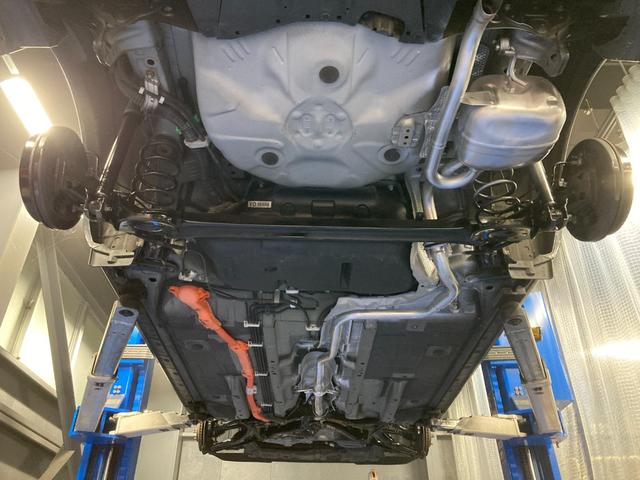 アクア Ｓスタイルブラック　純正７インチ地デジＳＤナビ！Ｂｌｕｅｔｏｏｔｈ＆フロントＡＵＸ接続！衝突軽減ブレーキ！レーンキープ！オートハイビーム付ＬＥＤライト！６スピーカー！アームレスト！禁煙車！１年保証付き！（75枚目）