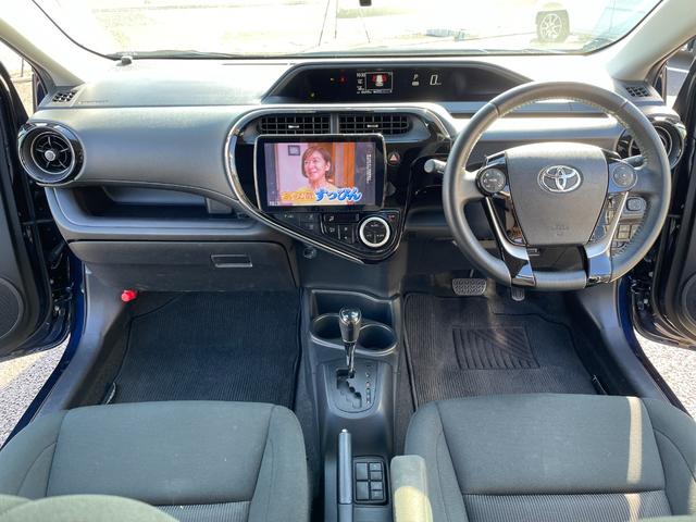 アクア Ｓスタイルブラック　９型フローティングナビ！走行中フルセグＴＶ映ります！Ｂｌｕｅｔｏｏｔｈ！前後センサ！衝突軽減！レーンキープ！Ｐサポートブレーキ！スマキー！６スピーカー！外装内装状態良さに自信あり♪禁煙車！１年保証付！（6枚目）