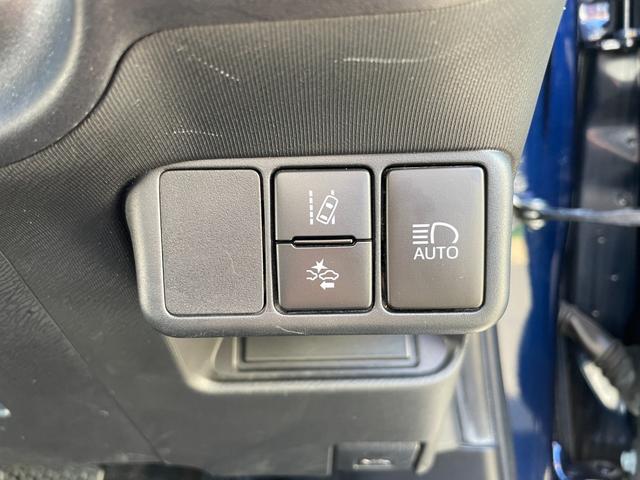 アクア Ｓスタイルブラック　９型フローティングナビ！走行中フルセグＴＶ映ります！Ｂｌｕｅｔｏｏｔｈ！前後センサ！衝突軽減！レーンキープ！Ｐサポートブレーキ！スマキー！６スピーカー！外装内装状態良さに自信あり♪禁煙車！１年保証付！（8枚目）