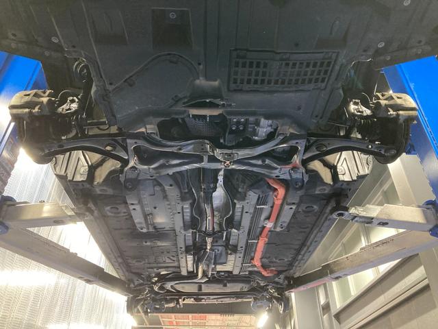 アクア Ｓスタイルブラック　９型フローティングナビ！走行中フルセグＴＶ映ります！Ｂｌｕｅｔｏｏｔｈ！前後センサ！衝突軽減！レーンキープ！Ｐサポートブレーキ！スマキー！６スピーカー！外装内装状態良さに自信あり♪禁煙車！１年保証付！（14枚目）