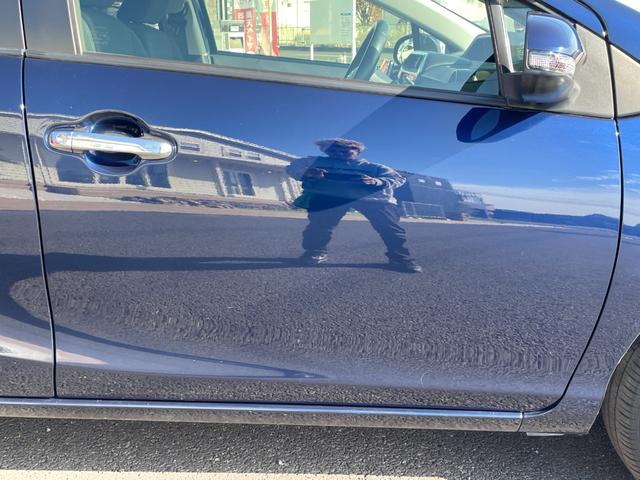 アクア Ｓスタイルブラック　９型フローティングナビ！走行中フルセグＴＶ映ります！Ｂｌｕｅｔｏｏｔｈ！前後センサ！衝突軽減！レーンキープ！Ｐサポートブレーキ！スマキー！６スピーカー！外装内装状態良さに自信あり♪禁煙車！１年保証付！（42枚目）