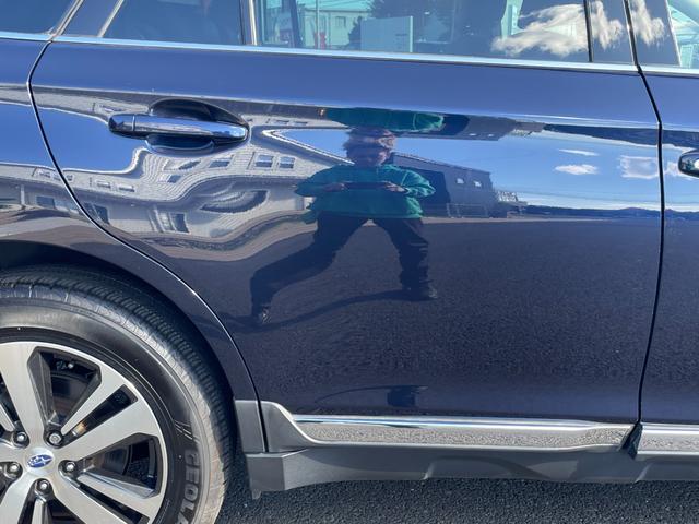 レガシィアウトバック リミテッド　レーダークルコン！ハーフレザーシート！純正８インチメモリーナビ！フルセグ！バック・フロント・サイドカメラ！衝突軽減アイサイト！レーンキープ！ハンドルヒーター！前席シートヒーター！禁煙車！１年保証付き！（46枚目）