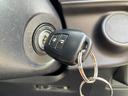 S トヨタセーフティーセンス搭載!衝突軽減ブレーキ!レーンキープ!純正地デジナビ!Bluetooth&フロントAUX接続!オートハイビーム機能付きLEDヘッドライト!キーレスキー!禁煙車!1年保証付き!(71枚目)