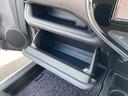 S トヨタセーフティーセンス搭載!衝突軽減ブレーキ!レーンキープ!純正地デジナビ!Bluetooth&フロントAUX接続!オートハイビーム機能付きLEDヘッドライト!キーレスキー!禁煙車!1年保証付き!(73枚目)