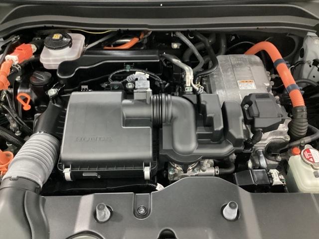 ヴェゼル ｅ：ＨＥＶＰＬａＹ　光触媒抗菌消臭施工済　衝突被害軽減ブレーキ　カーテンエアバッグ　盗難防止装置　アイドルストップ　Ｐセンサー　ＡＢＳ　ＥＳＣ　フルオートエアコン　リアカメラ　シートヒータ　エアバッグ　Ａライト　ＥＴＣ（28枚目）