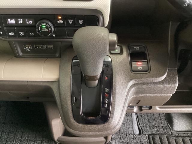 Ｎ－ＷＧＮ Ｌホンダセンシング　ドライブレコーダー前後装備車　光触媒抗菌消臭施工済　ＥＴＣ装備　Ｂモニタ　誤発進抑制　ＬＥＤランプ　シートヒータ　オートライト　ＤＶＤ　フルセグ　横滑り防止機能　ＵＳＢポート　パーキングセンサー（8枚目）