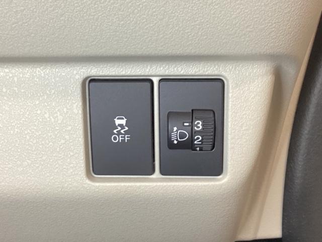 Ｎ－ＢＯＸ ベースグレード　中古スタッドレスタイヤ、純正メモリーナビ、ドライブレコーダー前後装着＋ＥＴＣ付　当社デモカー　衝突軽減システム　スマートキ－　カーテンエアバック　イモビライザー　ＥＣＯモード　横滑り防止　キーフリー（18枚目）