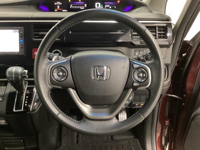 ステップワゴンスパーダ スパーダ・クールスピリットホンダセンシング 光触媒抗菌消臭施工済 サイドエアバック スマートキ 左右電動スライドドア バックモニタ Wエアコン 地TV ナビ&TV 三列シート 助手席エアバッグ AAC 横滑り防止機能 ターボ車 シートヒータ(12枚目)