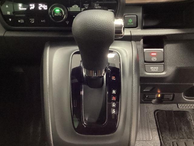 Ｎ－ＯＮＥ オリジナルスタイルプラスアーバン　中古スタッドレスタイヤ、純正メモリーナビ、ドライブレコーダー前後装着＋ＥＴＣ付　当社デモカー　ＬＥＤヘッドライト　コーナーセンサー　前席シートヒーター　横滑り防止装置　バックカメラ　ワンオーナー（10枚目）