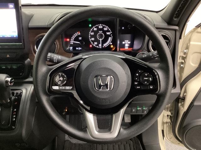 Ｎ－ＯＮＥ オリジナルスタイルプラスアーバン　中古スタッドレスタイヤ、純正メモリーナビ、ドライブレコーダー前後装着＋ＥＴＣ付　当社デモカー　ＬＥＤヘッドライト　コーナーセンサー　前席シートヒーター　横滑り防止装置　バックカメラ　ワンオーナー（13枚目）