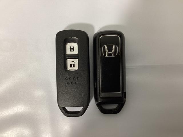 Ｎ－ＯＮＥ オリジナルスタイルプラスアーバン　中古スタッドレスタイヤ、純正メモリーナビ、ドライブレコーダー前後装着＋ＥＴＣ付　当社デモカー　ＬＥＤヘッドライト　コーナーセンサー　前席シートヒーター　横滑り防止装置　バックカメラ　ワンオーナー（14枚目）