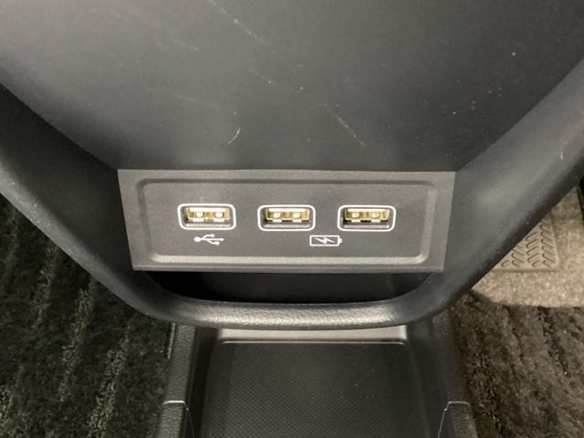 Ｎ－ＯＮＥ オリジナルスタイルプラスアーバン　中古スタッドレスタイヤ、純正メモリーナビ、ドライブレコーダー前後装着＋ＥＴＣ付　当社デモカー　ＬＥＤヘッドライト　コーナーセンサー　前席シートヒーター　横滑り防止装置　バックカメラ　ワンオーナー（19枚目）