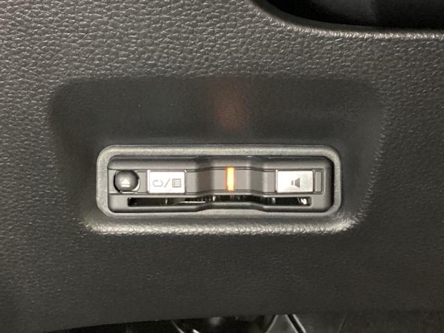 フィット ベーシック 中古スタッドレスタイヤ、純正CDチューナー、ドライブレコーダー前後装着+ETC付 当社デモカー コーナーセンサー 横滑防止装置 オートエアコン パワーウインドウ 盗難防止システム ABS ワンオーナー(15枚目)