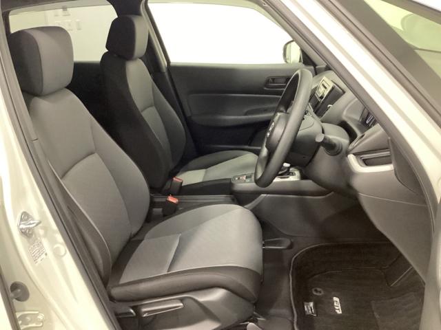 フィット ベーシック 中古スタッドレスタイヤ、純正CDチューナー、ドライブレコーダー前後装着+ETC付 当社デモカー コーナーセンサー 横滑防止装置 オートエアコン パワーウインドウ 盗難防止システム ABS ワンオーナー(19枚目)