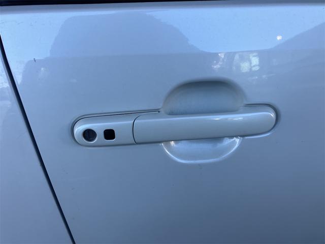 ワゴンＲスティングレー リミテッドＩＩ　ＨＩＤ　電動格納ミラー　シートヒーター　ベンチシート　ＣＶＴ　盗難防止システム　ＡＢＳ　アルミホイール　衝突安全ボディ　エアコン　パワーステアリング　パワーウィンドウ（33枚目）