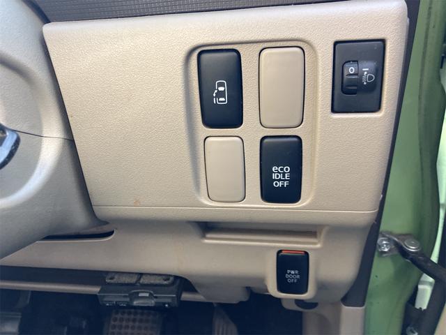 電動スライドドアで人の乗り降りや大きな荷物の積み込みがラクラク！