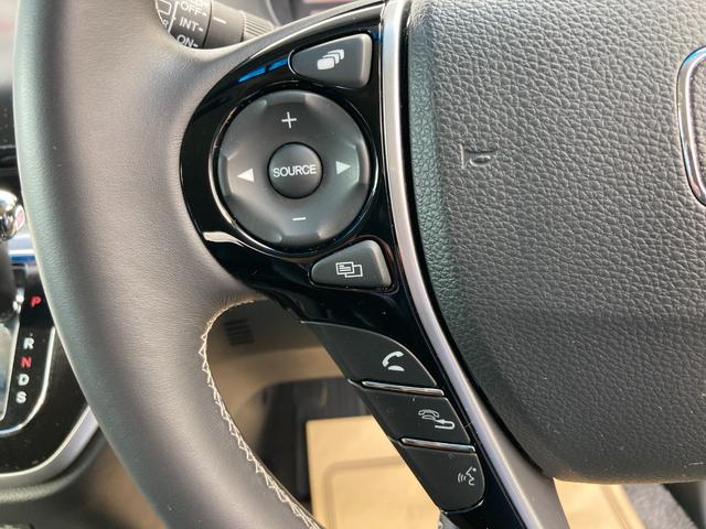 アブソルート・Xホンダセンシングアドバンスドパッケジ 4WD 両側電動スライドドア HDDナビ フルセグTV バックカメラ ETC スマートキー LEDヘッドライト 導光タイプLEDポジションランプ レーンアシスト パークアシスト 3列シート 8人乗り(46枚目)