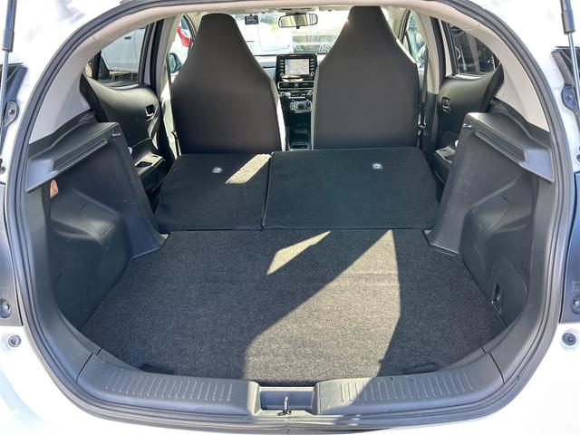 アクア X 4WD 純正ナビ バックカメラ ETC 横滑り防止機能 衝突被害軽減システム アイドリングストップ クルーズコントロール オートエアコン 盗難防止システム(10枚目)