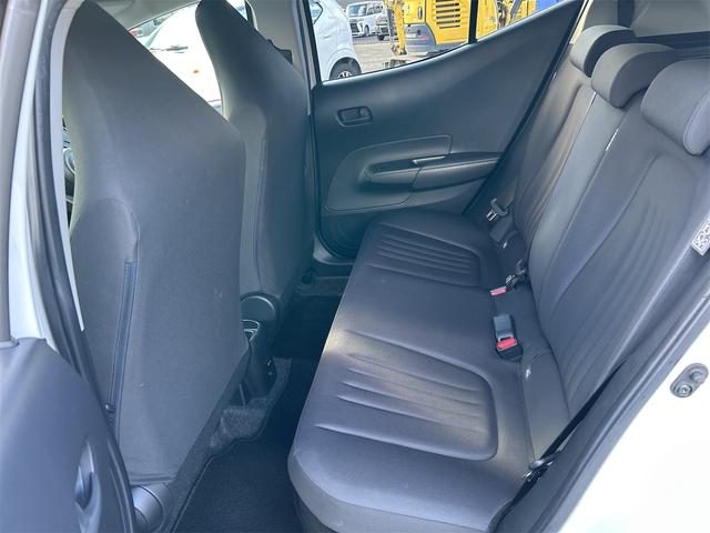 アクア X 4WD 純正ナビ バックカメラ ETC 横滑り防止機能 衝突被害軽減システム アイドリングストップ クルーズコントロール オートエアコン 盗難防止システム(17枚目)