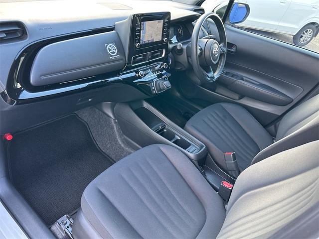 アクア X 4WD 純正ナビ バックカメラ ETC 横滑り防止機能 衝突被害軽減システム アイドリングストップ クルーズコントロール オートエアコン 盗難防止システム(22枚目)