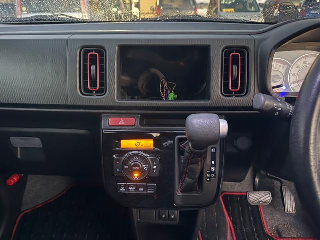 アルトターボＲＳ ベースグレード　４ＷＤ　ターボ　タイミングチェーン　プッシュスタート　スマートキー（13枚目）