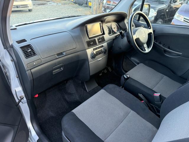 ムーヴ カスタム X 4WD 5速マニュアル(19枚目)