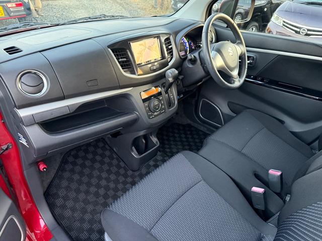 ワゴンＲスティングレー Ｘ　４ＷＤ　タイミングチェーン　プッシュスタート　シートヒーター　スマートキー（19枚目）