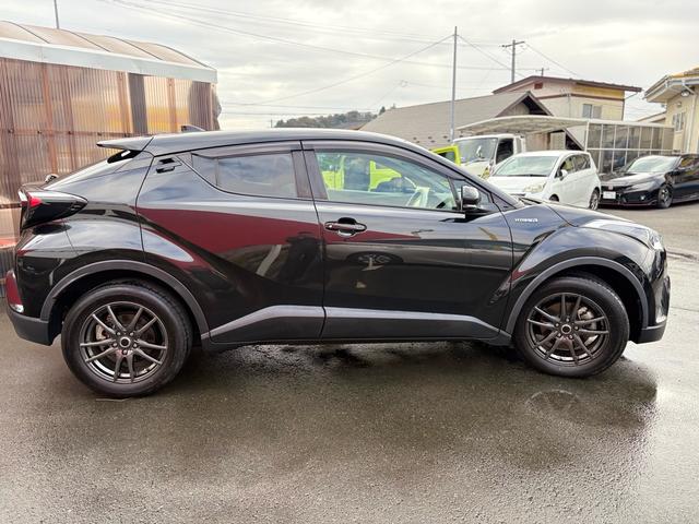 Ｃ－ＨＲ Ｓ　ヴァレンティテール　社外ＬＥＤヘッドライト　シーケンシャルウィンカー　ＥＴＣ　１０インチディスプレイオーディオ　Ｂｌｕｅｔｏｏｔｈ　バックカメラ　ハイブリッド（6枚目）