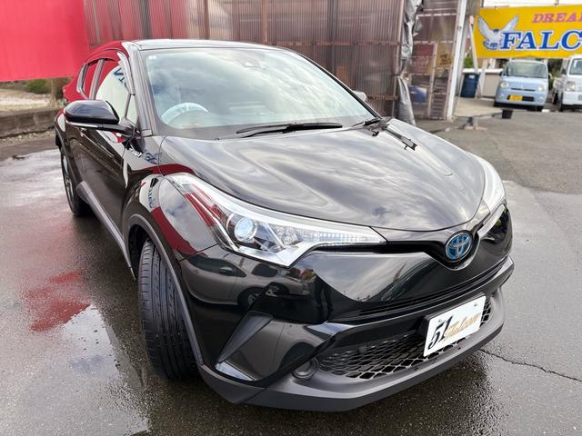 Ｃ－ＨＲ Ｓ　ヴァレンティテール　社外ＬＥＤヘッドライト　シーケンシャルウィンカー　ＥＴＣ　１０インチディスプレイオーディオ　Ｂｌｕｅｔｏｏｔｈ　バックカメラ　ハイブリッド（7枚目）