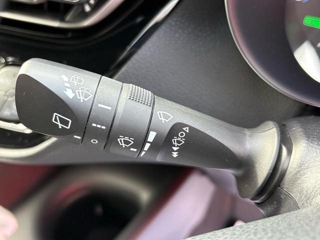 Ｃ－ＨＲ Ｓ　ヴァレンティテール　社外ＬＥＤヘッドライト　シーケンシャルウィンカー　ＥＴＣ　１０インチディスプレイオーディオ　Ｂｌｕｅｔｏｏｔｈ　バックカメラ　ハイブリッド（17枚目）