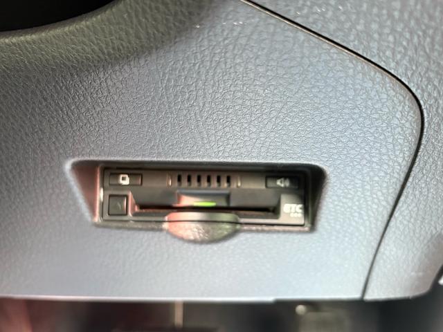 Ｃ－ＨＲ Ｓ　ヴァレンティテール　社外ＬＥＤヘッドライト　シーケンシャルウィンカー　ＥＴＣ　１０インチディスプレイオーディオ　Ｂｌｕｅｔｏｏｔｈ　バックカメラ　ハイブリッド（22枚目）