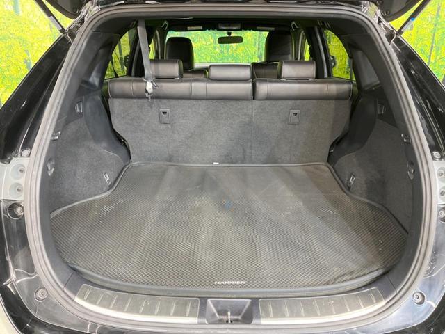 エレガンス 禁煙車 純正9型ナビ バックカメラ Bluetooth再生 ETC 合皮ハーフレザーシート LEDヘッドライト スマートキー 革巻きステアリング ステアリングスイッチ 純正17インチAW フォグライト(10枚目)