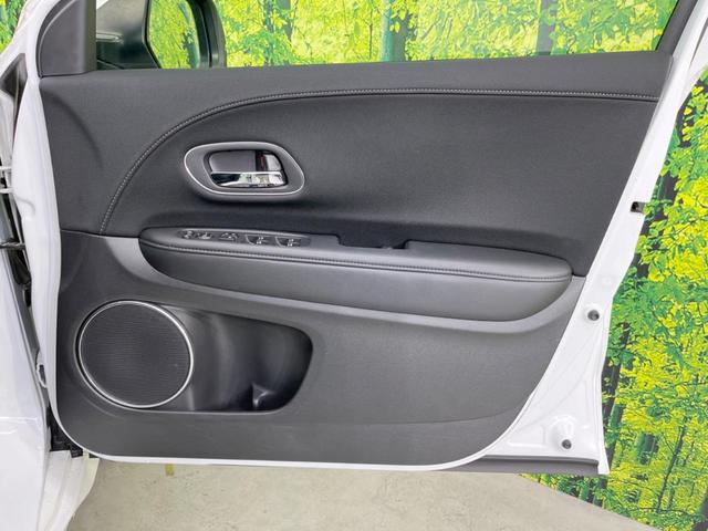 ハイブリッドZ・ホンダセンシング 禁煙車 純正ナビ レーダークルーズ 寒冷地仕様 バックカメラ Bluetooth再生 フルセグ ETC シートヒーター LEDヘッドライト レーンキープ 踏み間違い防止 車線逸脱警報 DVD(35枚目)
