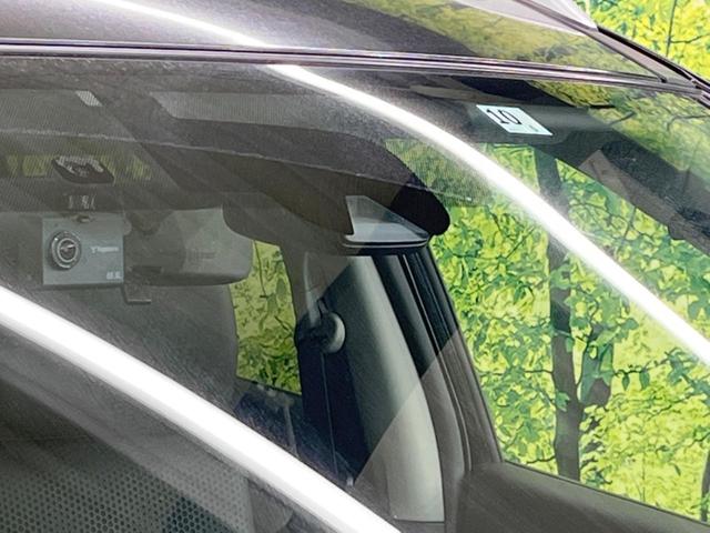 20XブラクエクストリーマXエマージェンシブレーキP 衝突軽減 禁煙車 純正ナビ 全周囲カメラ Bluetooth フルセグ ETC LEDヘッド パワーバックドア クルコン ドラレコ ルーフレール コーナーセンサー スマートキー デュアルオートエアコン(5枚目)