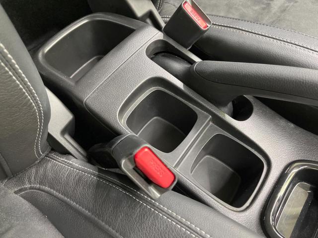 ベースグレード 衝突軽減 禁煙車 KENWOOD新品ナビ LEDヘッド レーダークルーズ ドライブレコーダー 革巻きステアリング パドルシフト 純正17インチアルミ フォグライト プライバシーガラス オートエアコン(29枚目)
