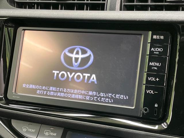 Ｓ　禁煙車　純正ナビ　バックカメラ　Ｂｌｕｅｔｏｏｔｈ　ドライブレコーダー　オートエアコン　ブラックインテリア　ＣＤ／ＤＶＤ再生　地デジ　盗難防止装置　プライバシーガラス　シートリフター　横滑防止装置(3枚目)